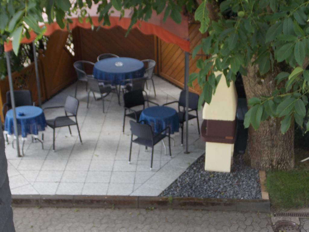 Gaestehaus "Am Weissen Stein" Cochem Pokoj fotografie